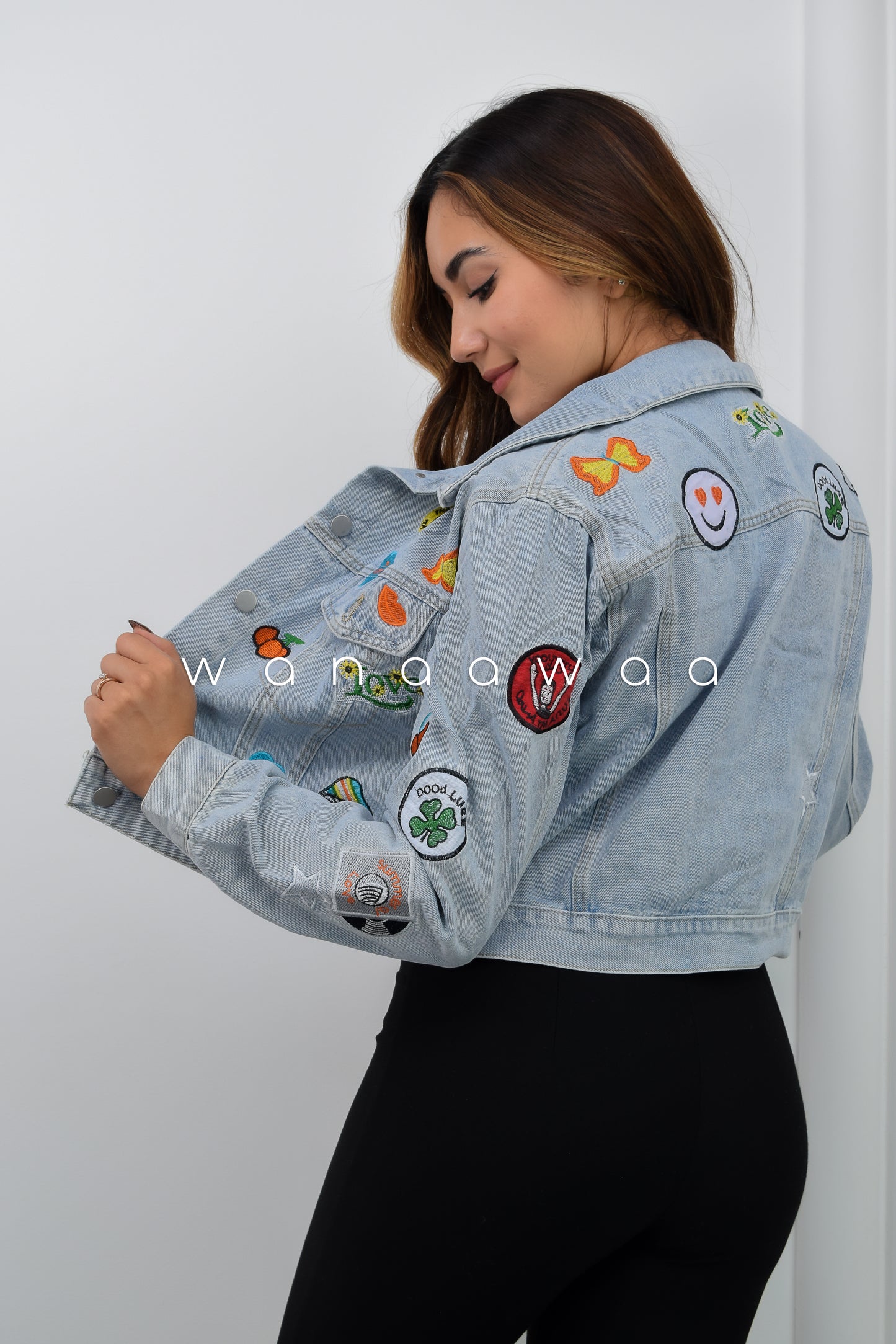 CHAQUETA DENIM PARCHES