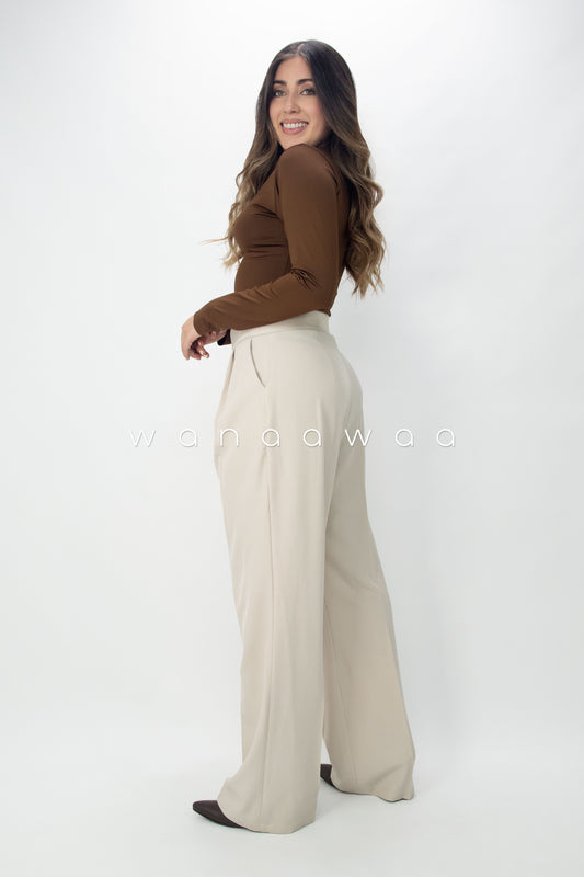 #Color_Beige