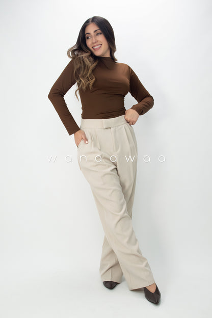 #Color_Beige