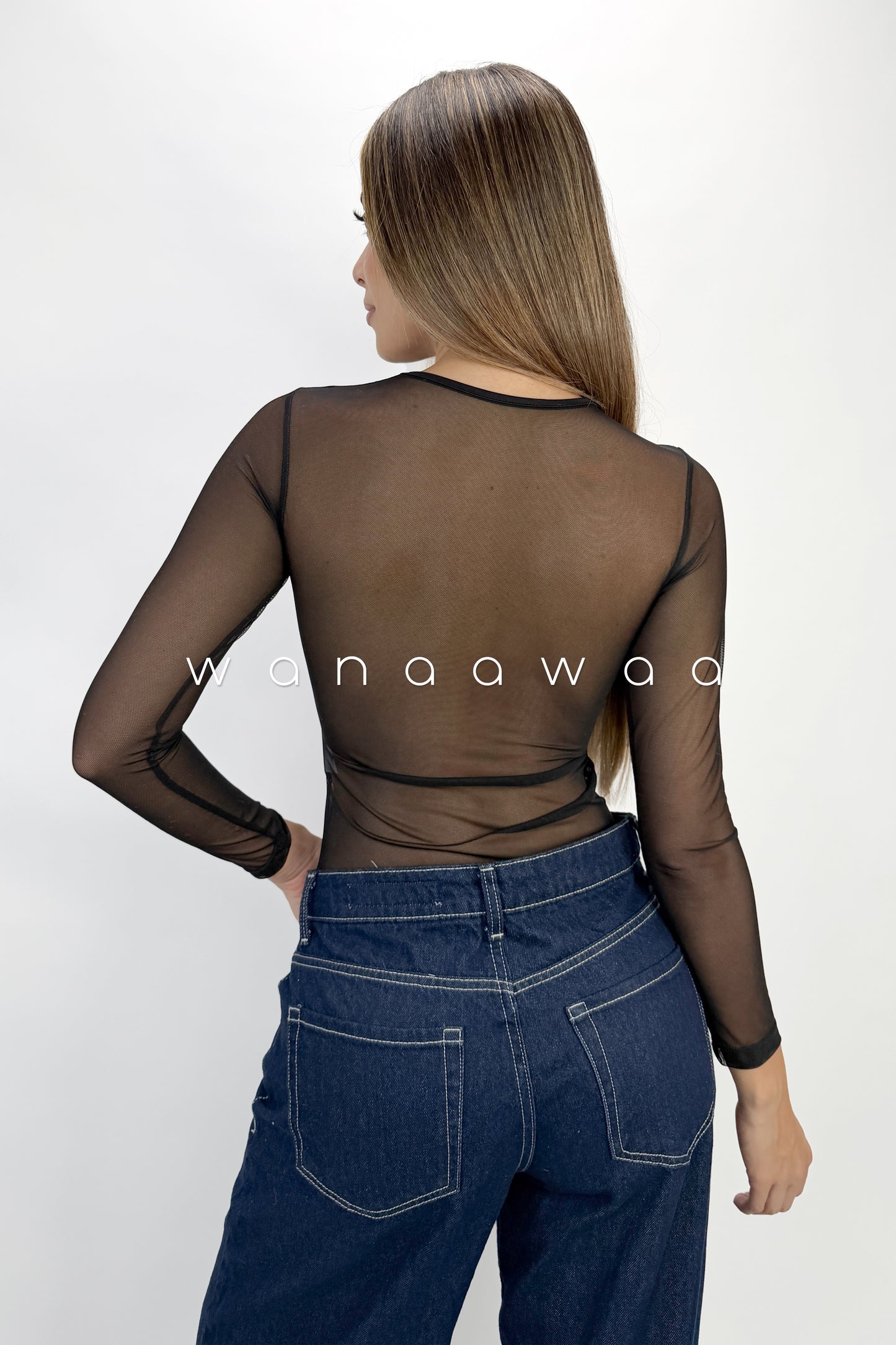 #Color_Negro